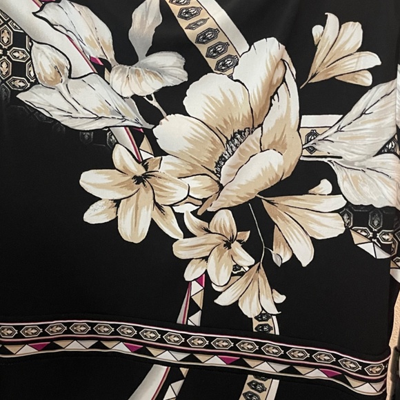 White House Black Market Fun dress like new - Picture 4 of 8